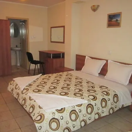 Hotel Versai